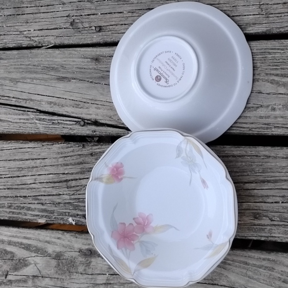 Sunnycraft Sunstone Collection Gold Trimmed Large Bowls